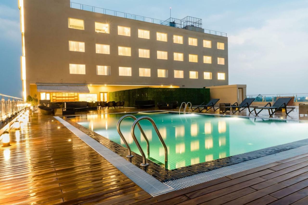 Vivanta Chitwan Bharatpur Bharatpur  Eksteriør billede